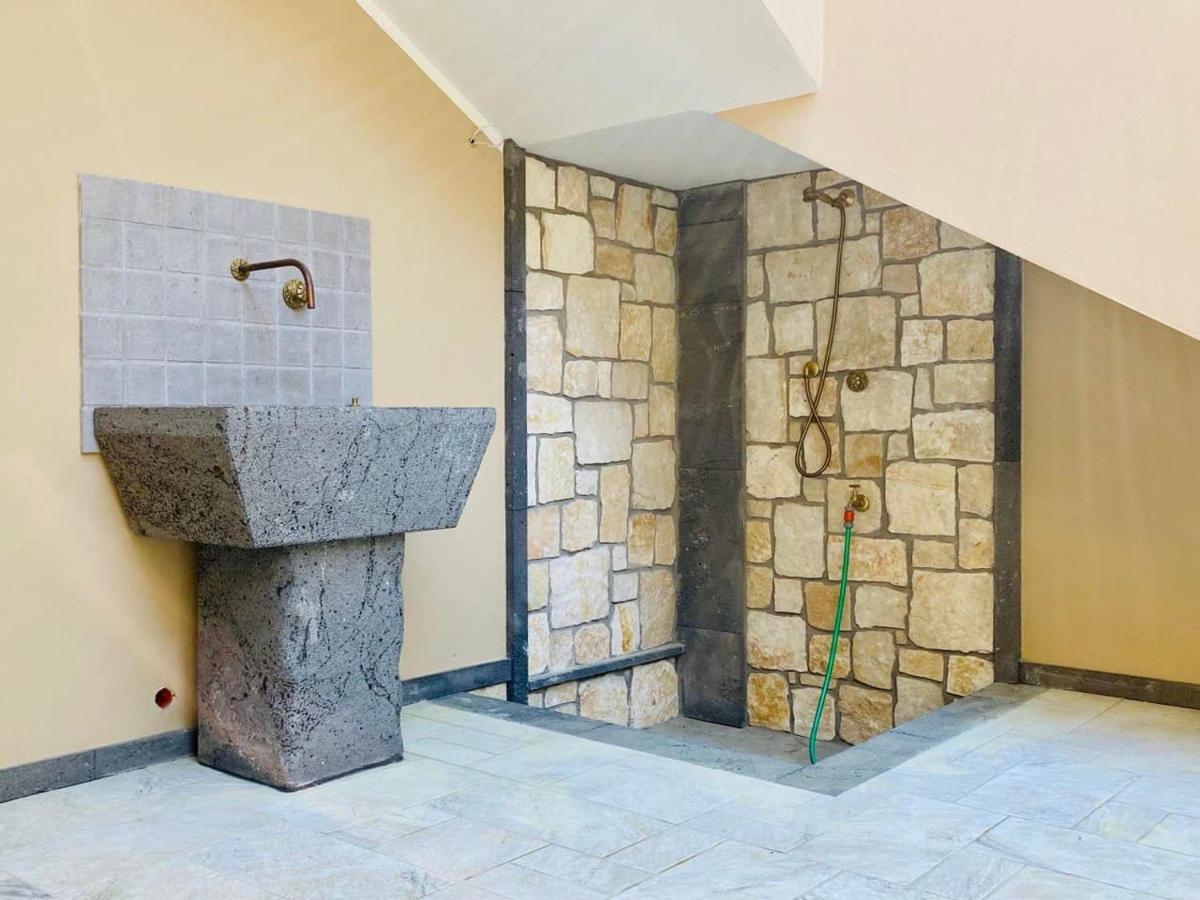 Nuova Residenza Dei 7 Pini A Pochi Passi Dal Mare Apartamento Porto Pino Exterior foto