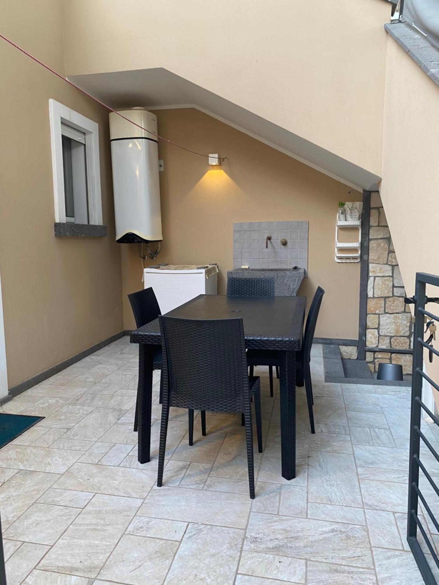 Nuova Residenza Dei 7 Pini A Pochi Passi Dal Mare Apartamento Porto Pino Exterior foto